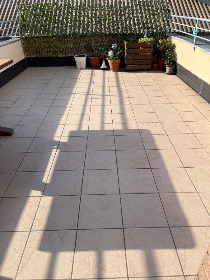App Di Myro Apartment Reggio Emilia Exterior foto